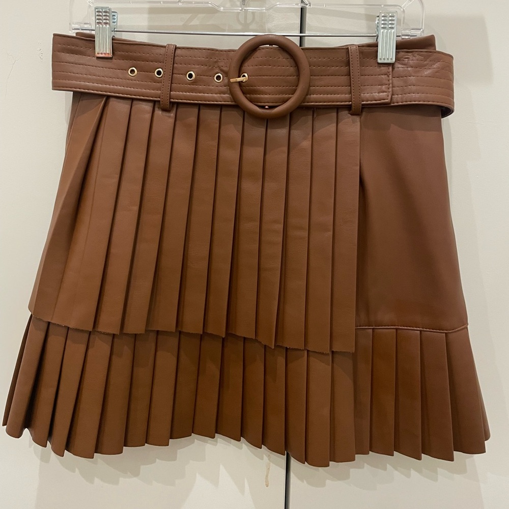 ZARA FAUX LEATHER PLEATED SKIRT